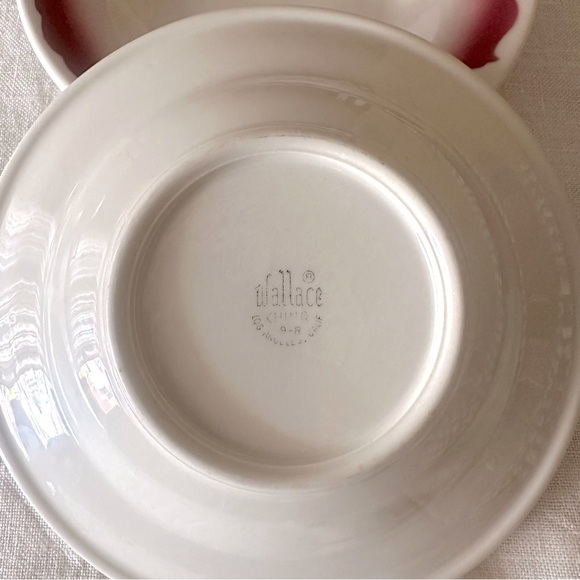 Vintage 1940s Wallace China Red Scroll Airbrush 9” Soup Plates | Bowls - Picture 3 of 7